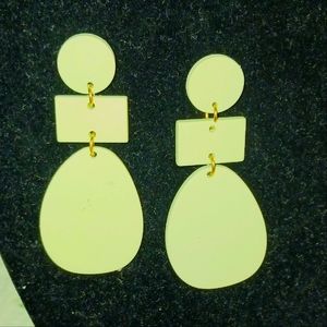 Wooden Geometrical Handmade Post Earrings. OLIVE Green